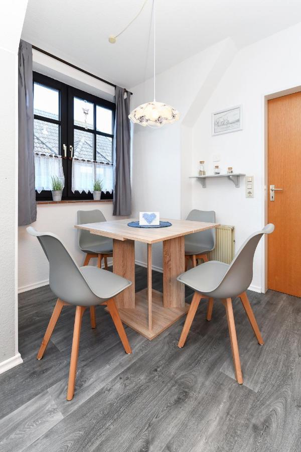 Ferienwohnung Seepferdchen Im Wohnpark Werdum Exteriör bild